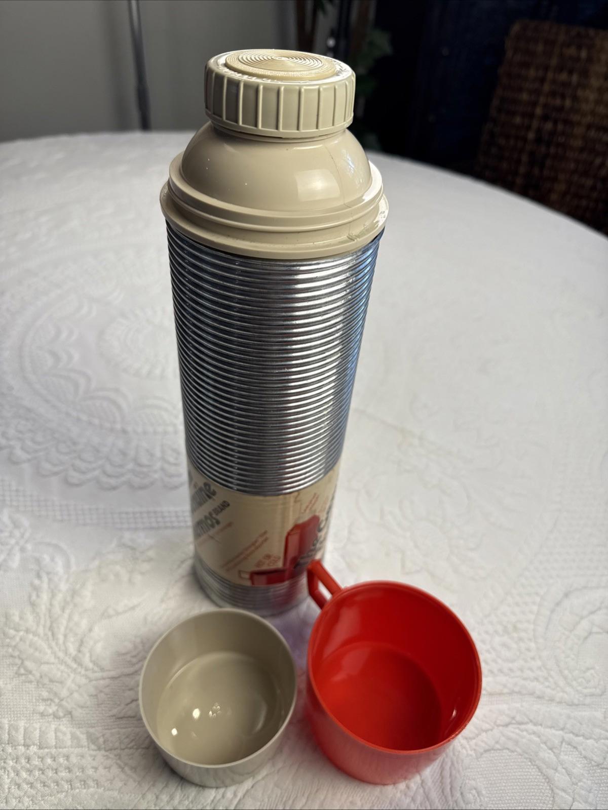 Vintage Aluminum Thermos Vacuum Bottle 2284 -  Pint Size  Red Cup USA